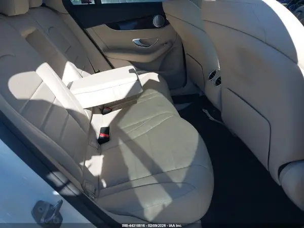 WDC0G5EB0KF611580 2019 MERCEDES-BENZ GLC - Image 8