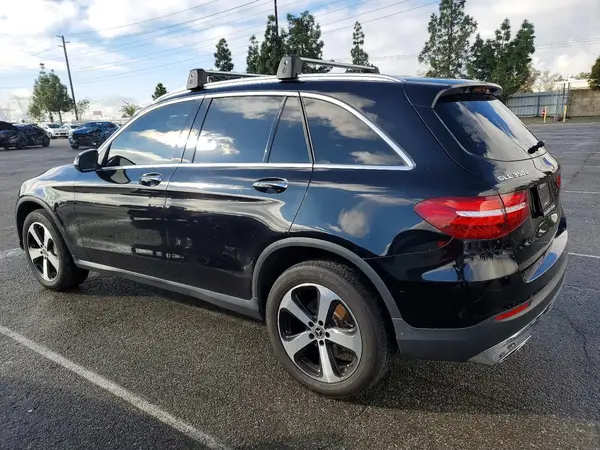 WDC0G5EB0KF618111 2019 MERCEDES-BENZ GLC - Image 2