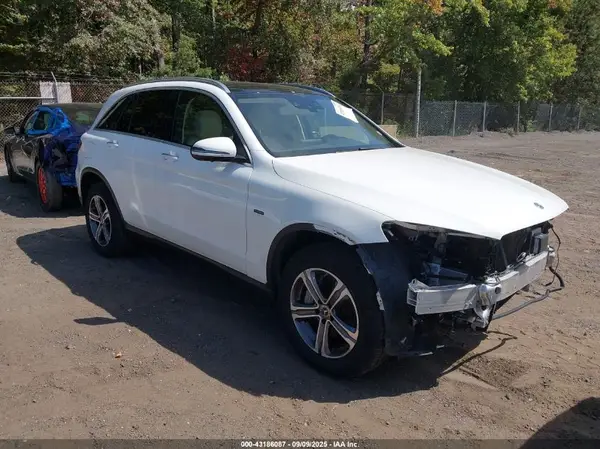 WDC0G5EB1KF507437 2019 MERCEDES-BENZ GLC - Image 1
