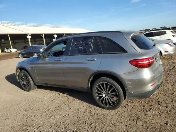 WDC0G5EB1KF589637 2019 MERCEDES-BENZ GLC - Image 2