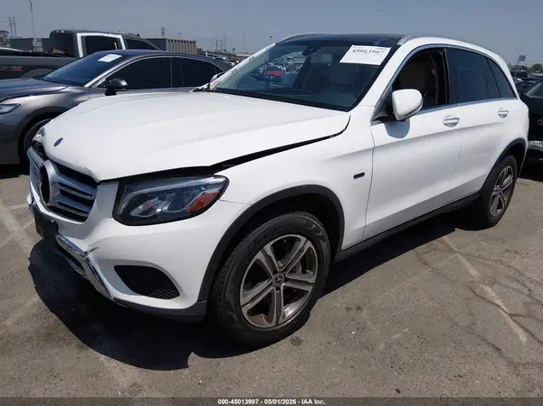 WDC0G5EB1KF603469 2019 MERCEDES-BENZ GLC - Image 2