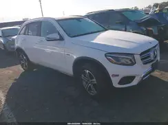 WDC0G5EB3KF590370 2019 MERCEDES-BENZ GLC