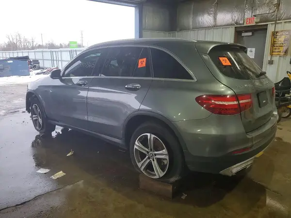 WDC0G5EB3KF610102 2019 MERCEDES-BENZ GLC - Image 2