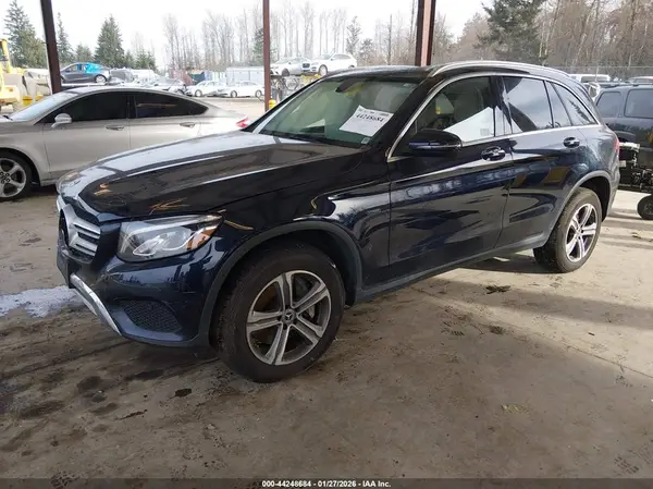 WDC0G5EB5KF517033 2019 MERCEDES-BENZ GLC - Image 2