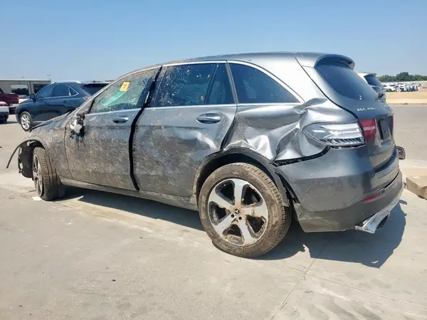 WDC0G5EB5KF547651 2019 MERCEDES-BENZ GLC - Image 2