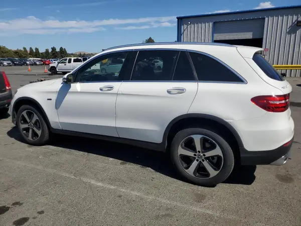 WDC0G5EB5KF596106 2019 MERCEDES-BENZ GLC - Image 2