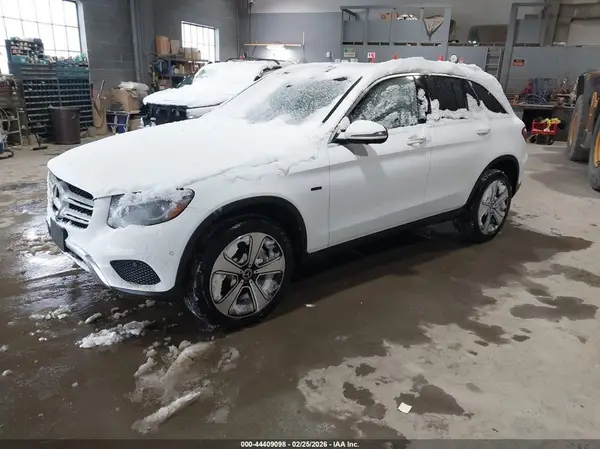 WDC0G5EB6KF569996 2019 MERCEDES-BENZ GLC - Image 2