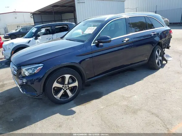 WDC0G5EB6KF574776 2019 MERCEDES-BENZ GLC - Image 2