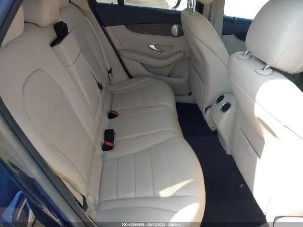 WDC0G5EB6KF574776 2019 MERCEDES-BENZ GLC - Image 8