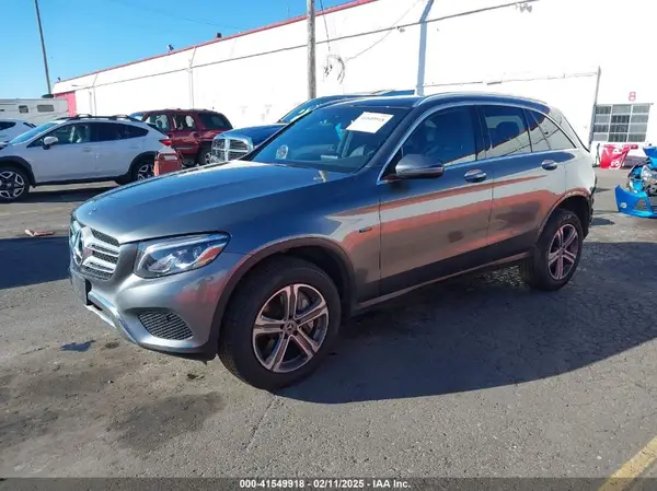 WDC0G5EB7KF619675 2019 MERCEDES-BENZ GLC - Image 2