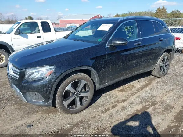WDC0G5EB7KF627579 2019 MERCEDES-BENZ GLC - Image 2
