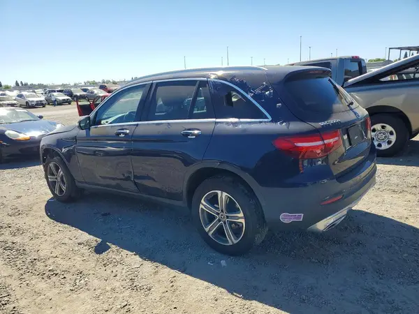 WDC0G5EB8KF604067 2019 MERCEDES-BENZ GLC - Image 2