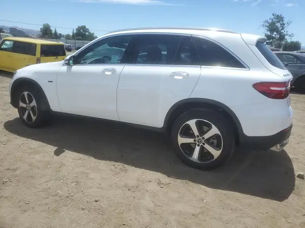WDC0G5EB9JF400845 2018 MERCEDES-BENZ GLC - Image 2