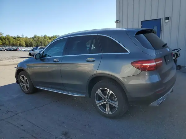 WDC0G5EB9KF621296 2019 MERCEDES-BENZ GLC - Image 2