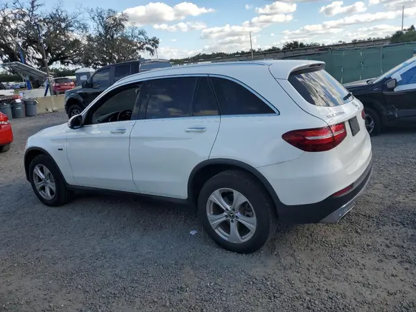 WDC0G5EBXJF436091 2018 MERCEDES-BENZ GLC - Image 2