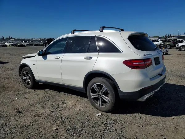 WDC0G5EBXKF607536 2019 MERCEDES-BENZ GLC - Image 2