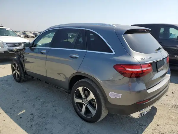 WDC0G5EBXKF638091 2019 MERCEDES-BENZ GLC - Image 2