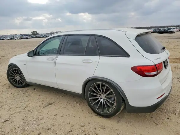 WDC0G6EB3HF231597 2017 MERCEDES-BENZ GLC - Image 2