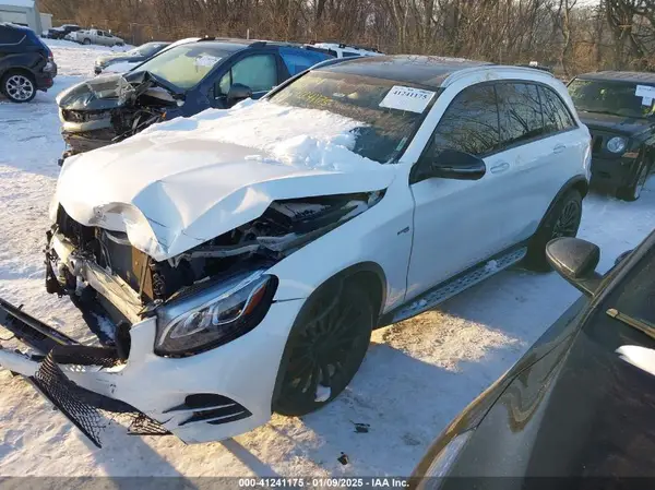 WDC0G6EB3KF525170 2019 MERCEDES-BENZ GLC - Image 2
