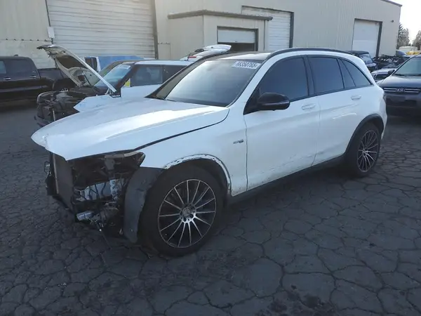 WDC0G6EB4HF216221 2017 MERCEDES-BENZ GLC - Image 1