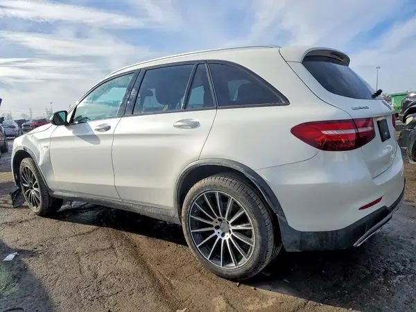 WDC0G6EB4JF383040 2018 MERCEDES-BENZ GLC - Image 2