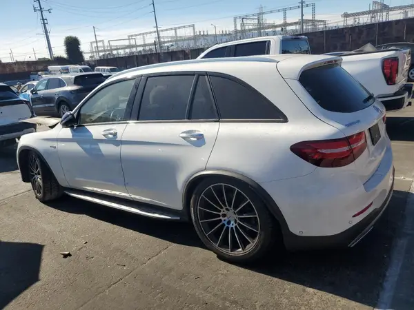WDC0G6EB5HF210413 2017 MERCEDES-BENZ GLC - Image 2
