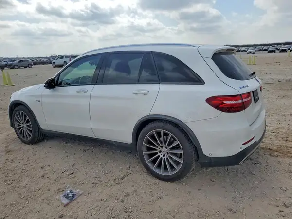 WDC0G6EB7JF404592 2018 MERCEDES-BENZ GLC - Image 2