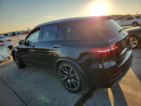 WDC0G6EB8KF598602 2019 MERCEDES-BENZ GLC - Image 2