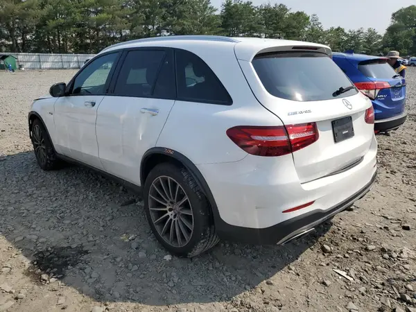 WDC0G6EB8KF659074 2019 MERCEDES-BENZ GLC - Image 2