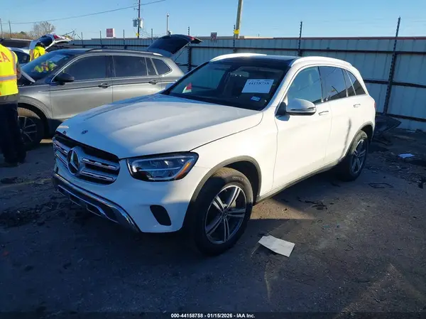 WDC0G8DB0LF717340 2020 MERCEDES-BENZ GLC - Image 2