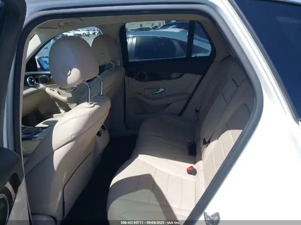 WDC0G8DB1LF673543 2020 MERCEDES-BENZ GLC - Image 8