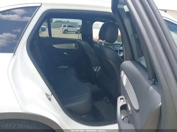 WDC0G8DB1LF675065 2020 MERCEDES-BENZ GLC - Image 8