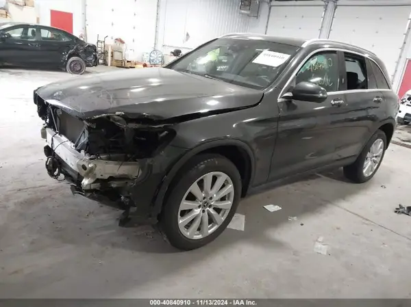 WDC0G8DB1LF700305 2020 MERCEDES-BENZ GLC - Image 2