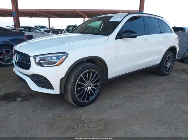 WDC0G8DB2LF692005 2020 MERCEDES-BENZ GLC - Image 2