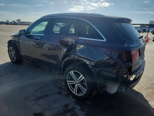 WDC0G8DB2LF699505 2020 MERCEDES-BENZ GLC - Image 2