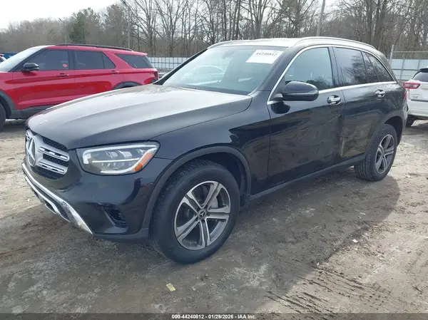WDC0G8DB2LF699830 2020 MERCEDES-BENZ GLC - Image 2