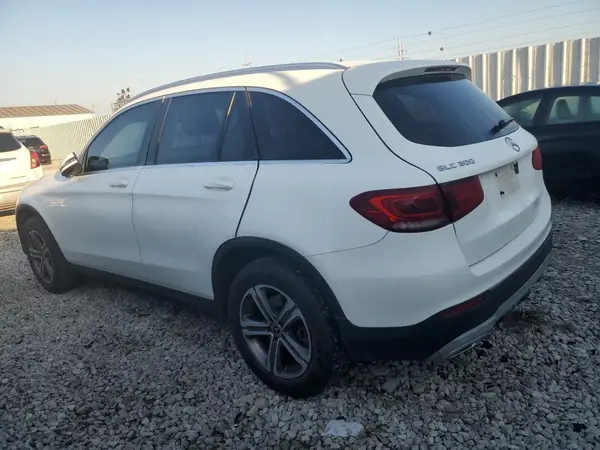 WDC0G8DB2LF729070 2020 MERCEDES-BENZ GLC - Image 2