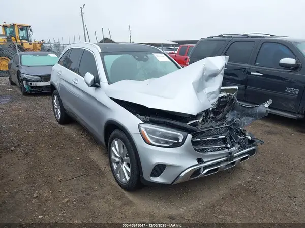 WDC0G8DB3LF675729 2020 MERCEDES-BENZ GLC - Image 1