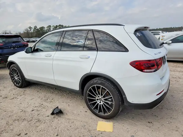 WDC0G8DB3LF705845 2020 MERCEDES-BENZ GLC - Image 2