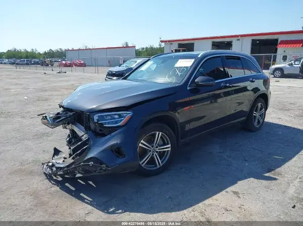WDC0G8DB3LF715789 2020 MERCEDES-BENZ GLC - Image 2