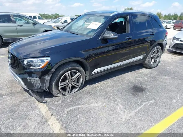 WDC0G8DB3LF734343 2020 MERCEDES-BENZ GLC - Image 2