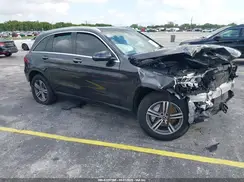 WDC0G8DB3LF738621 2020 MERCEDES-BENZ GLC