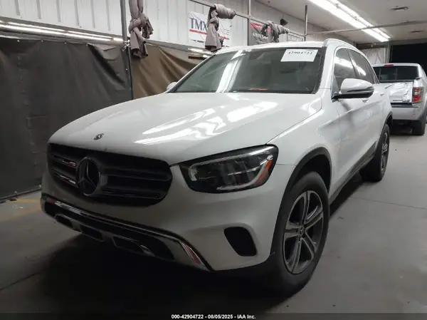 WDC0G8DB4LF726428 2020 MERCEDES-BENZ GLC - Image 2