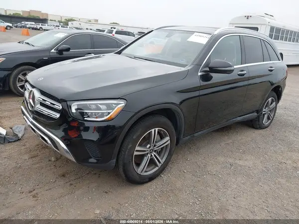 WDC0G8DB4LF729801 2020 MERCEDES-BENZ GLC - Image 2