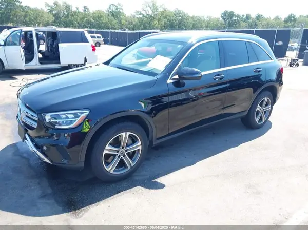 WDC0G8DB5LF741388 2020 MERCEDES-BENZ GLC - Image 2