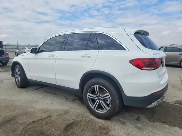WDC0G8DB6LF672243 2020 MERCEDES-BENZ GLC - Image 2