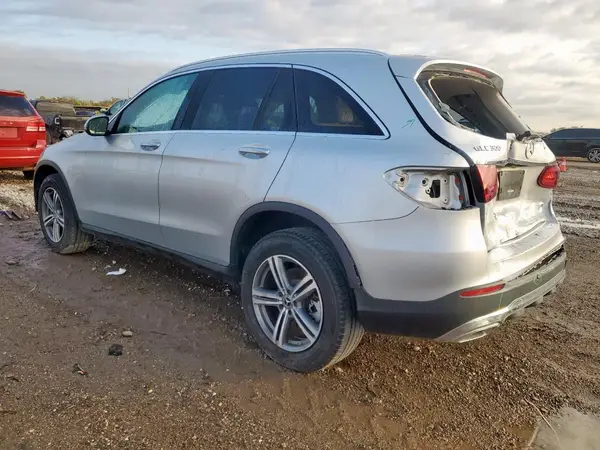 WDC0G8DB8LF754247 2020 MERCEDES-BENZ GLC - Image 2