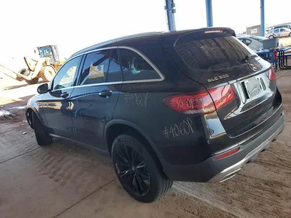 WDC0G8DB9LF696150 2020 MERCEDES-BENZ GLC - Image 2