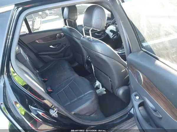 WDC0G8DB9LF715635 2020 MERCEDES-BENZ GLC - Image 8