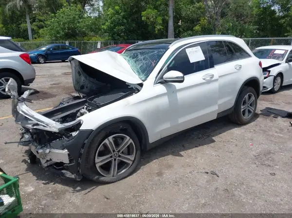 WDC0G8DB9LF738414 2020 MERCEDES-BENZ GLC - Image 2